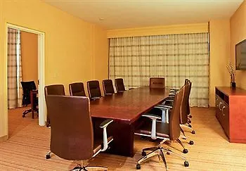 Hotel Courtyard By Marriott Ottawa East