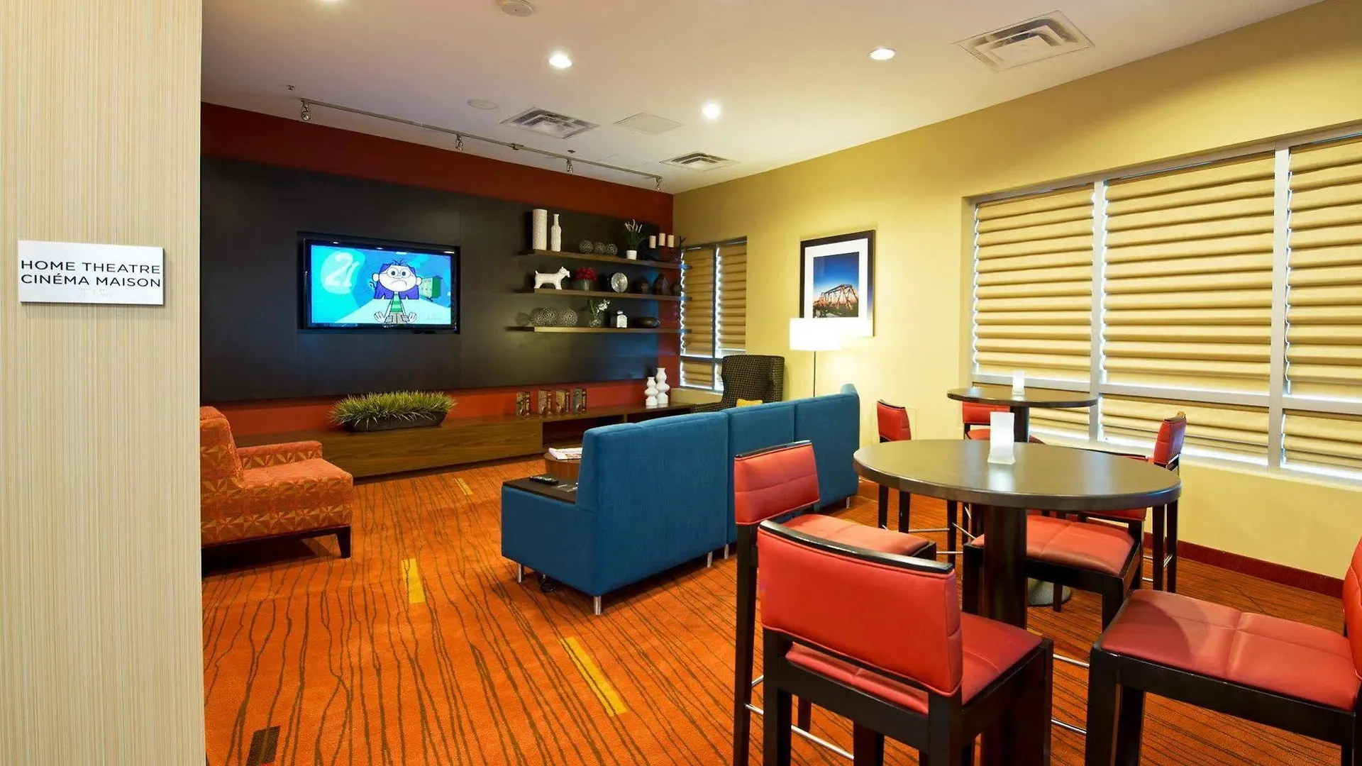 Courtyard By Marriott Ottawa East Hotel
